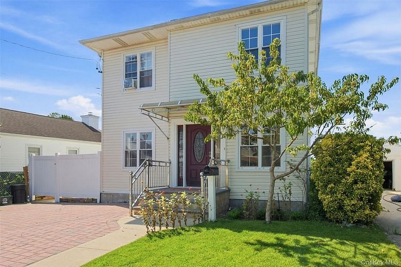 109 Gordon Avenue
