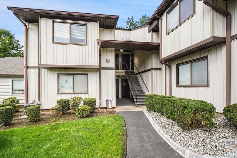 109 Village Road #D