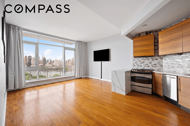 11-24 31st Avenue #15B