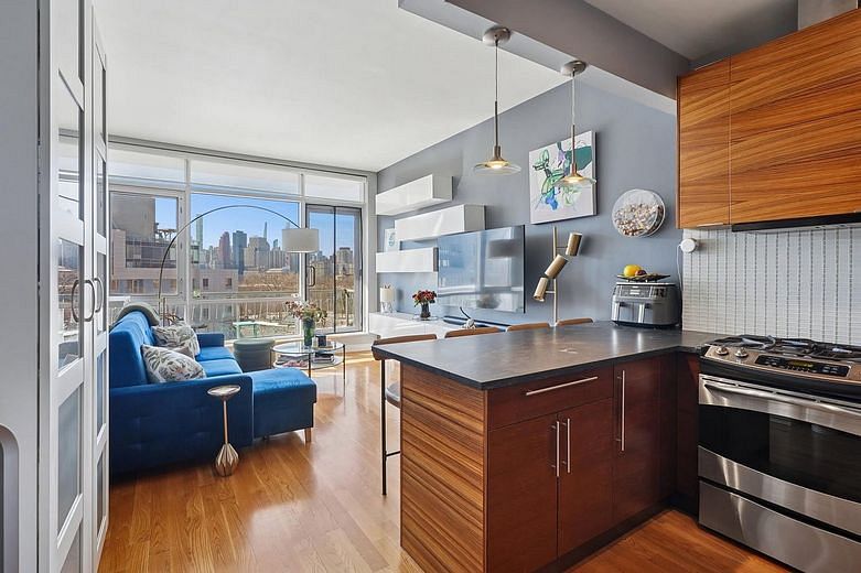 11-24 31st Avenue #6C