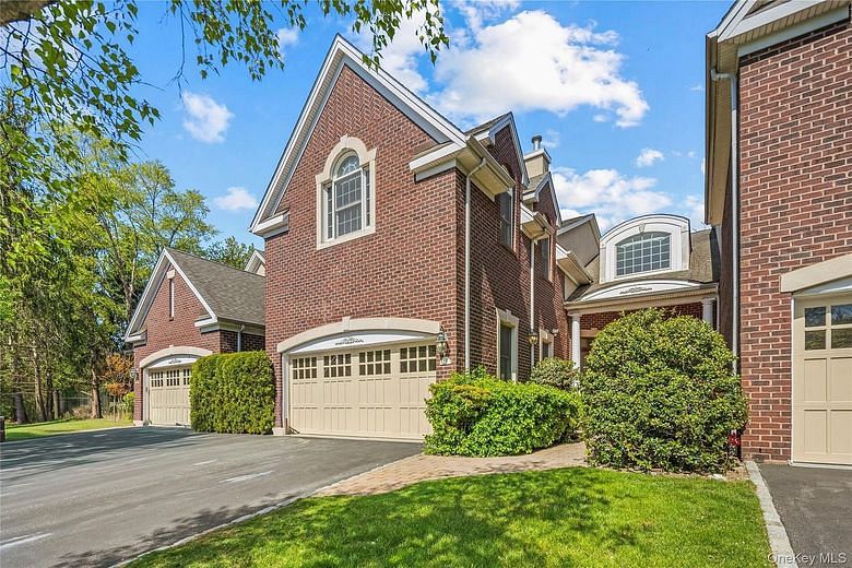 11 Belvedere Court