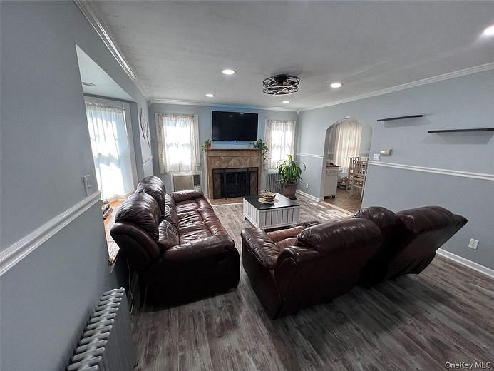 11 Bonaparte Place