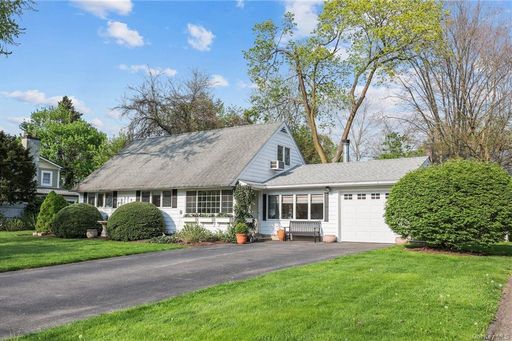 Image 1 of 33 for 11 Brook Lane in Westchester, Rye, NY, 10573