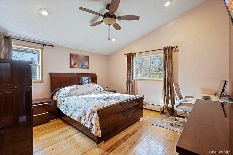 11 Cedar Crest Drive