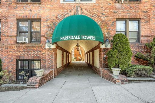 Image 1 of 16 for 11 Columbia Avenue #B7 in Westchester, Hartsdale, NY, 10530