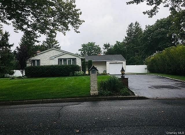 11 Darien Place
