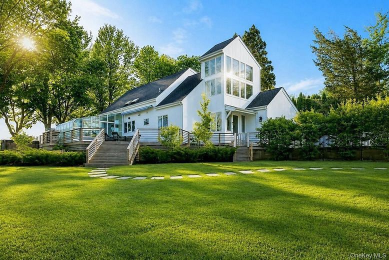 11 Dickerson Drive