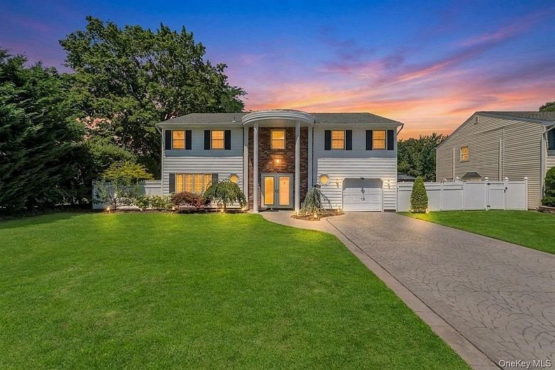 11 Empress Pines Drive