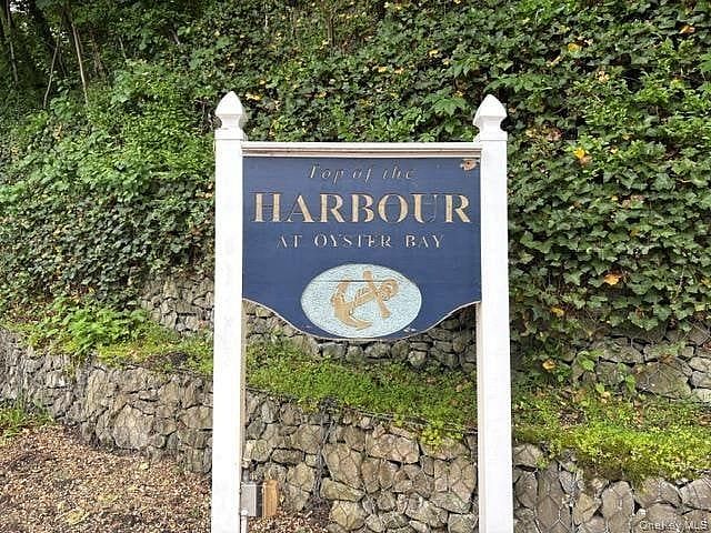 11 Harbour Lane #1B