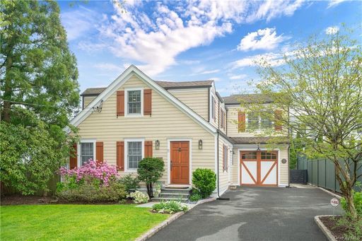 Image 1 of 25 for 11 Hayward Place in Westchester, Rye, NY, 10580