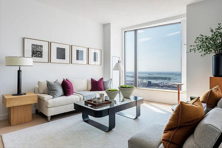 11 Hoyt Street #55K