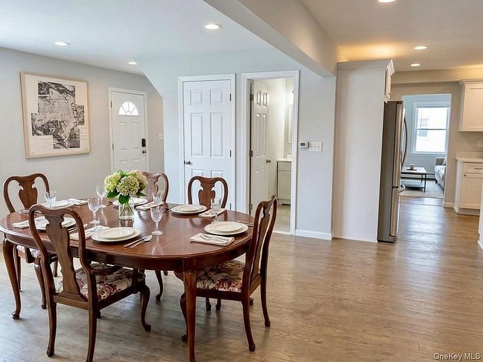 11 Manor Lane