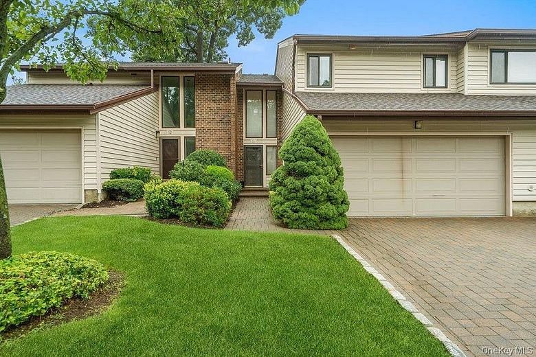 11 Maple Run Drive