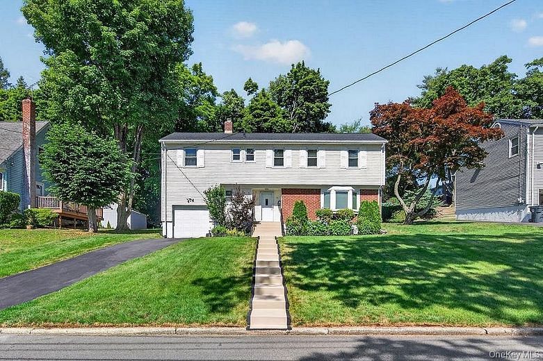 11 Oakridge Road