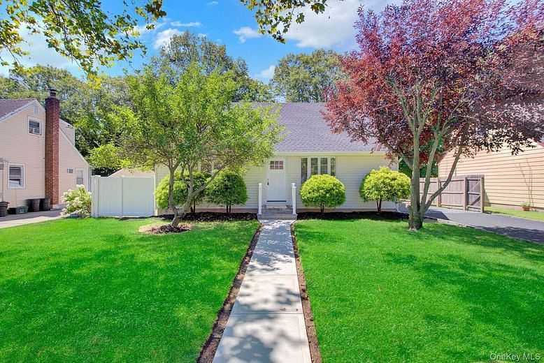 11 Parkwood Road