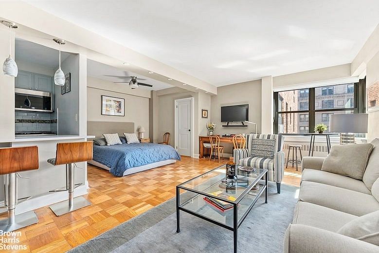 11 Riverside Drive #13GE