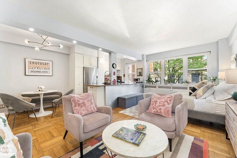 11 Riverside Drive #1DW