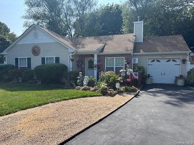 Image 1 of 17 for 11 Segal Avenue in Long Island, Riverhead, NY, 11901