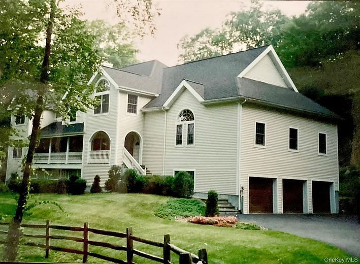 11 Smith Farm Road