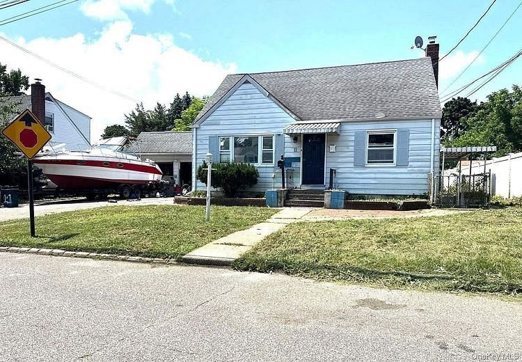11 Stevens Place