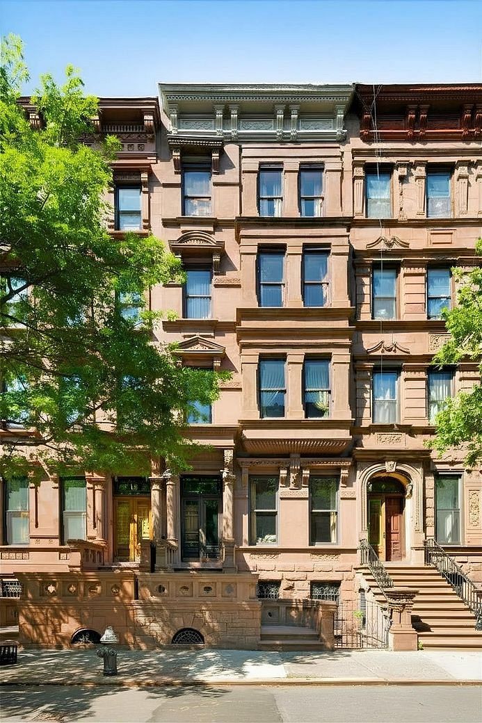 11 West 121st Street