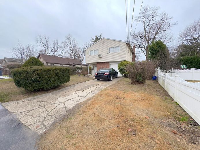 11 Willow Street
