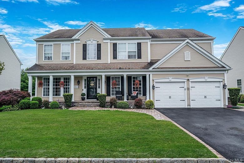 11 Woodstork Drive
