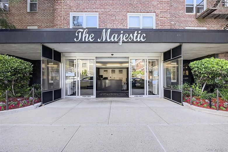 110-20 71 Avenue #408