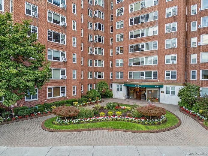 110-45 Queens Blvd #807