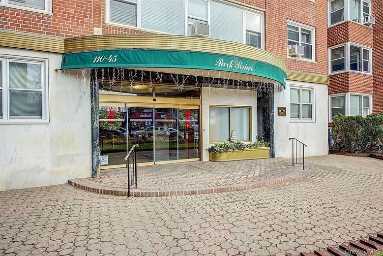 110-45 Queens Boulevard #402