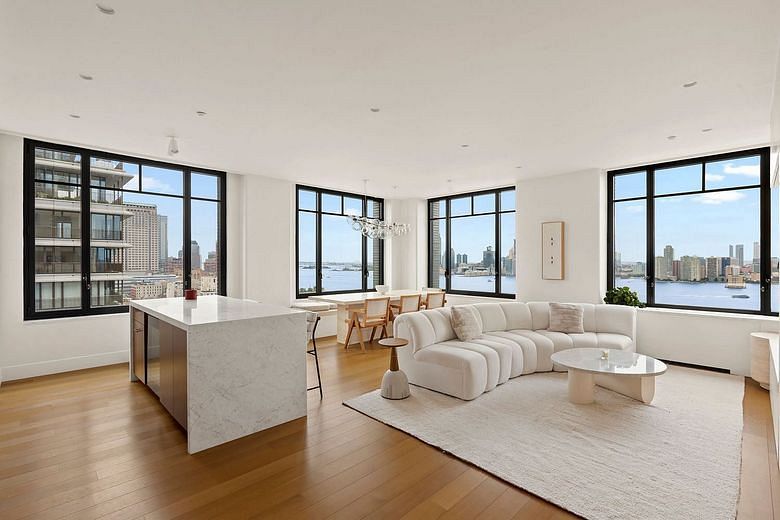 110 Charlton Street #27A