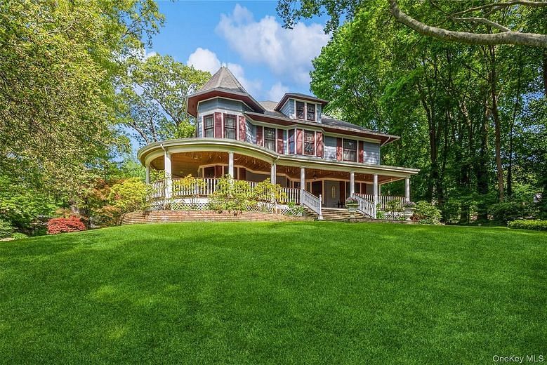 110 Red Spring Lane