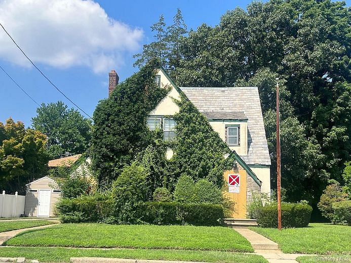 110 Rockaway Parkway