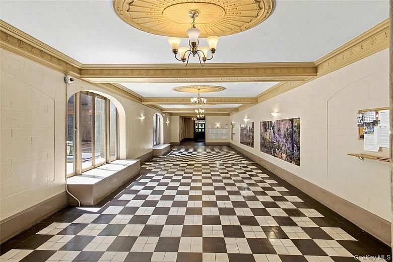 1100 Grand Concourse #5J
