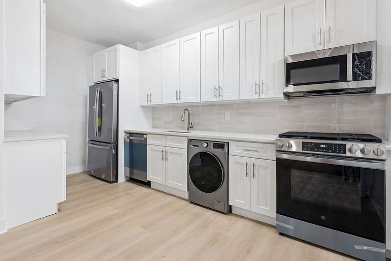 1100 Grand Concourse #6K