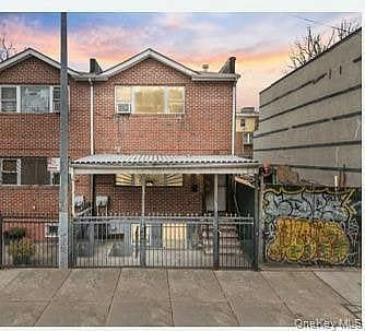 1101 Greene Avenue