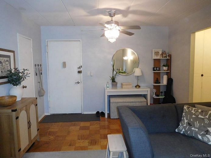 1101 Midland Avenue #333