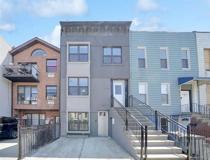 1106 Halsey Street