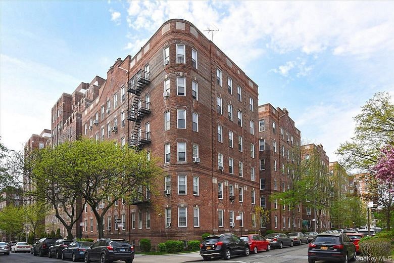 111-15 75th Avenue #2C