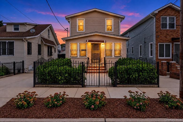 111-35 166 Street