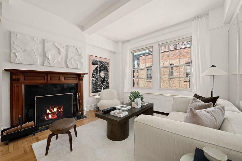 111 East 75th Street #PHB