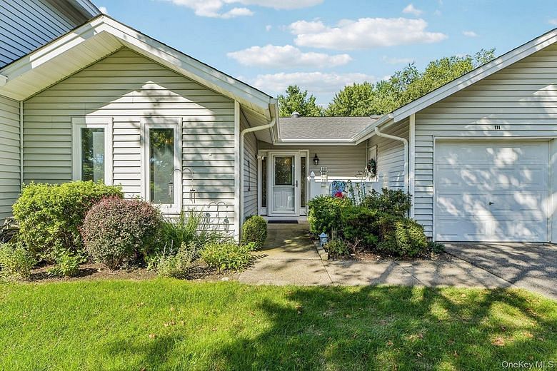 111 Fairfield Drive #111