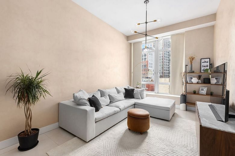 111 Fulton Street #806