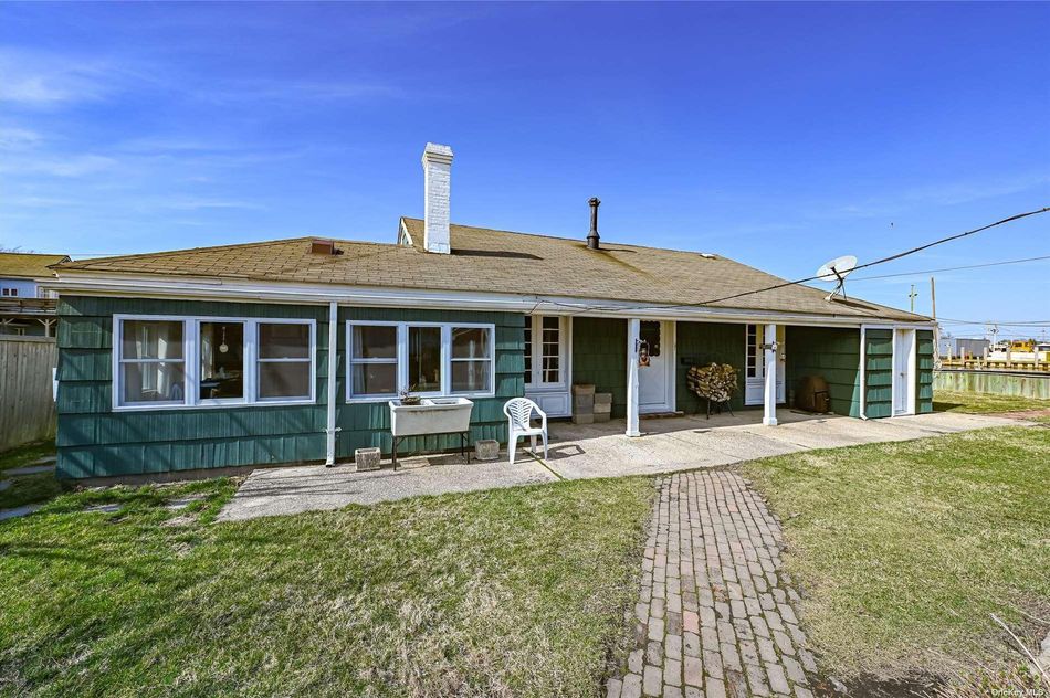 Image 1 of 23 for 111 Ocean Avenue in Long Island, Bay Shore, NY, 11706