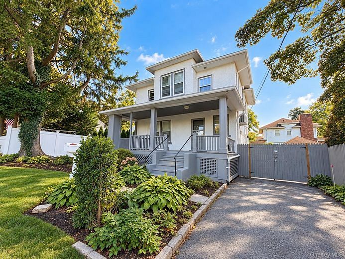 111 Rockne Road