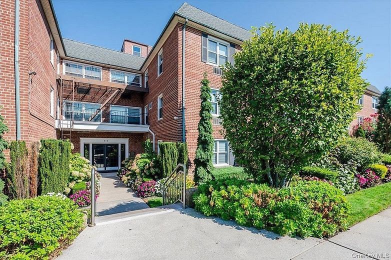 111 S Centre Avenue #2-KK