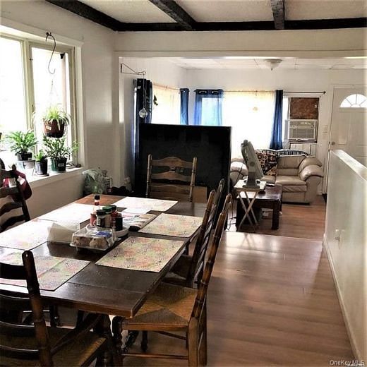 111 WYONA Wyona Avenue