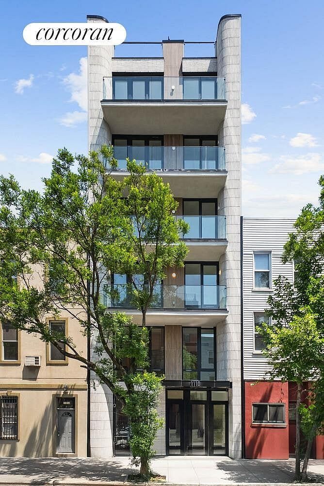 1110 Manhattan Avenue #1