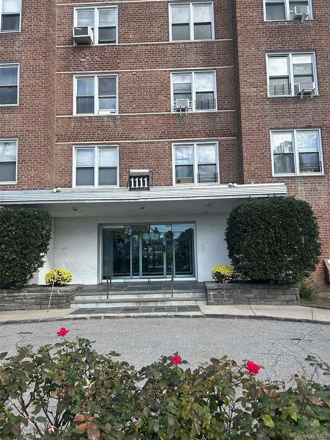 Image 1 of 17 for 1111 Midland Avenue #4 P in Westchester, Bronxville, NY, 10708