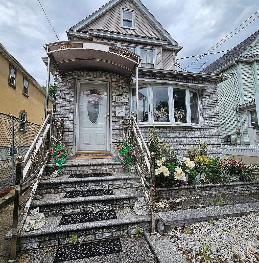 11131 140th 140th Street